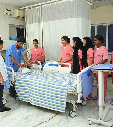 College of Physiotherapy Laboratories