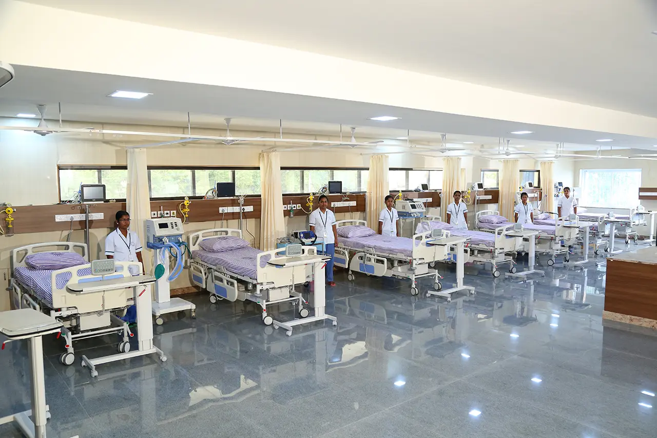 CCU (CRITICAL CARE UNIT)
